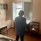 Cristina. C., en una de las habitaciones de la vivienda en que vivía con las niñas.