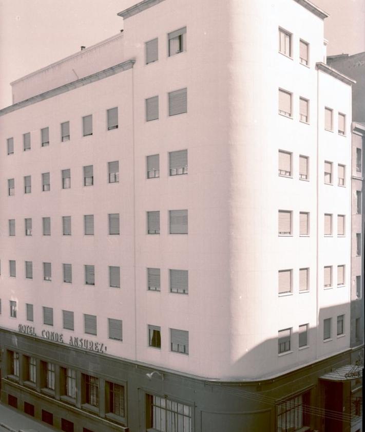 Imagen secundaria 2 - El hotel de lujo de la posguerra vallisoletana