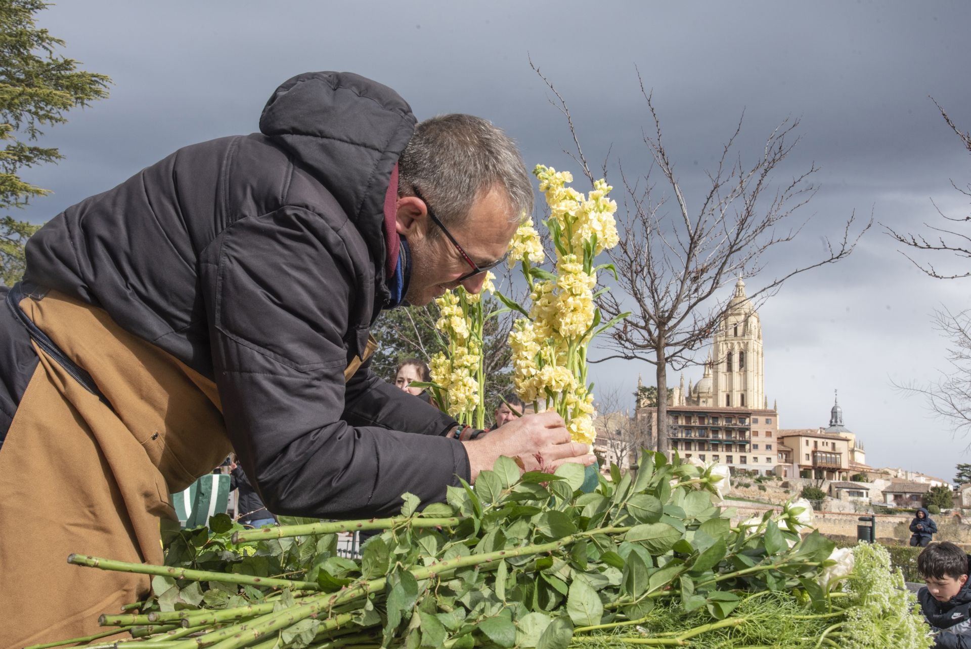 Fotos: Segovia busca al mejor artesano florista de España