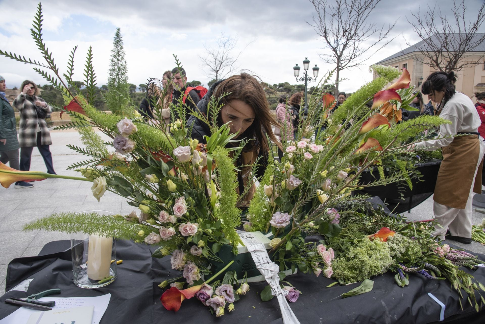 Fotos: Segovia busca al mejor artesano florista de España