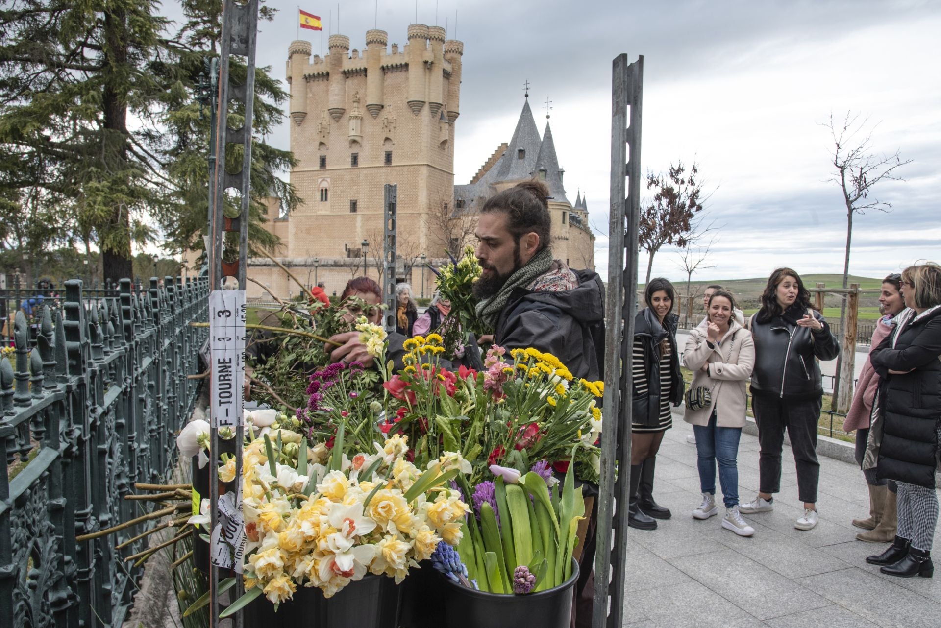 Fotos: Segovia busca al mejor artesano florista de España