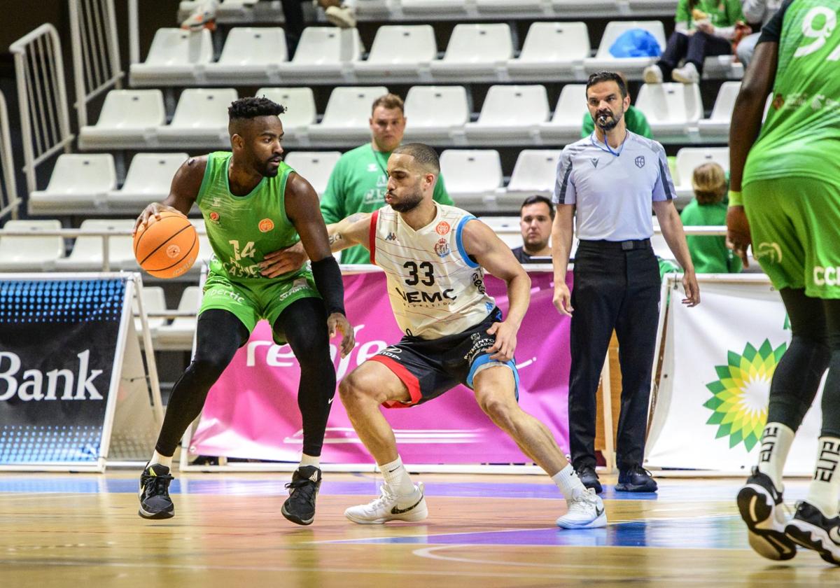 El UEMC gana su segunda final consecutiva y hunde al Castellón