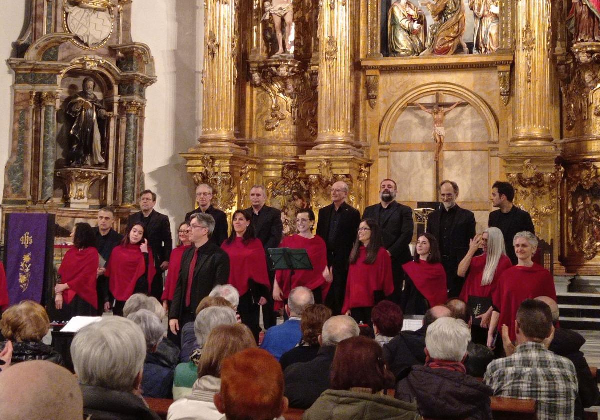 Un pasaje del concierto de Alterum Cor en la iglesia de El Salvador.