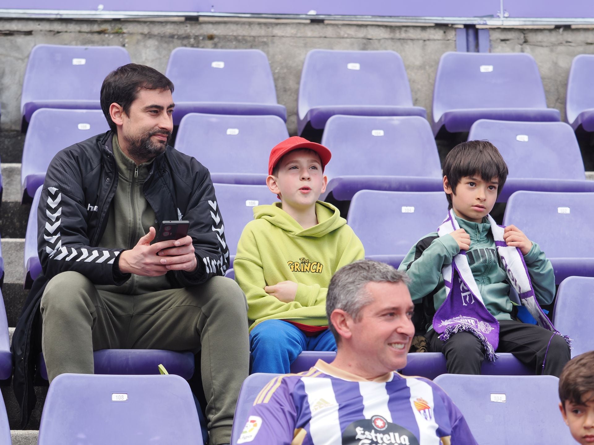 Búscate en la grada del Real Valladolid-Getafe (1/5)