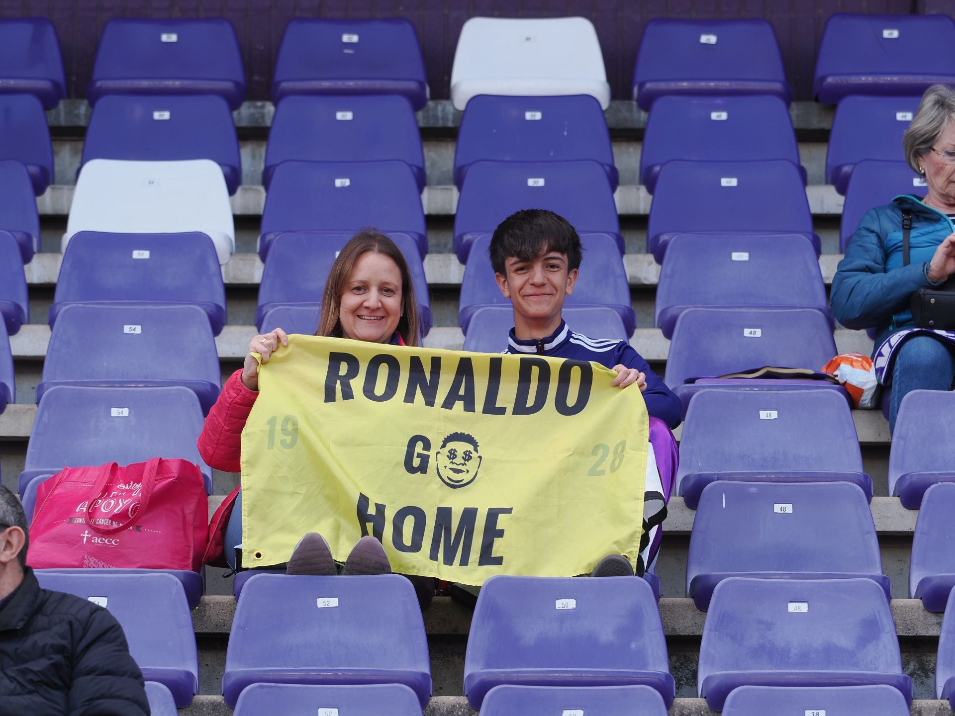 Búscate en la grada del Real Valladolid-Getafe (4/5)