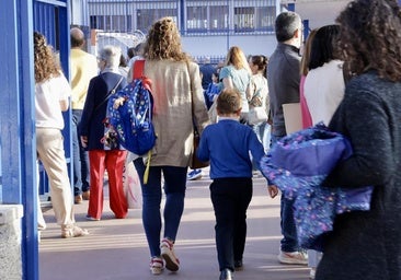 Las familias insisten en que la jornada lectiva no se reduzca en septiembre: «No hay criterio que lo justifique»