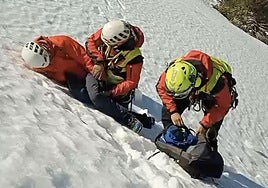 Rescate del hombre en el pico Peñalara.