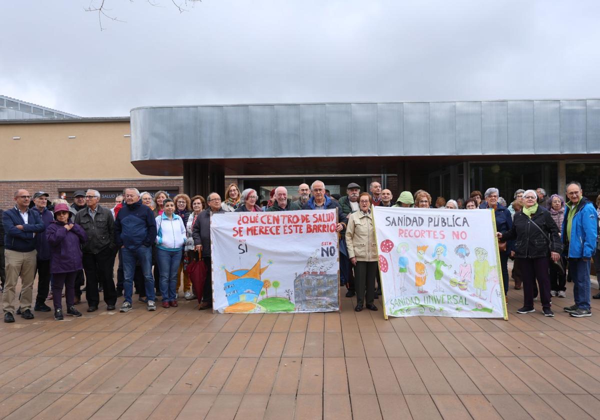 Dieciséis años de «lucha» que culminan con una 'inauguración popular' del Centro de Salud la Magdalena