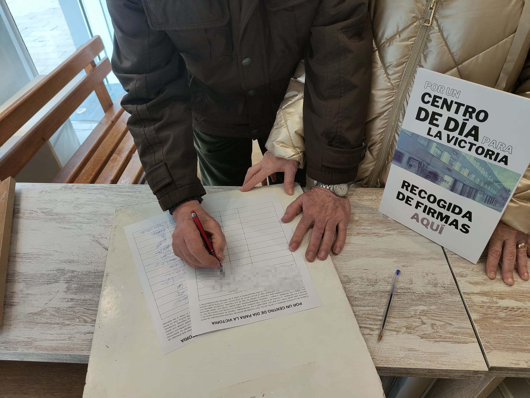 La Victoria recoge más de 5.600 firmas para reclamar un Centro de Día