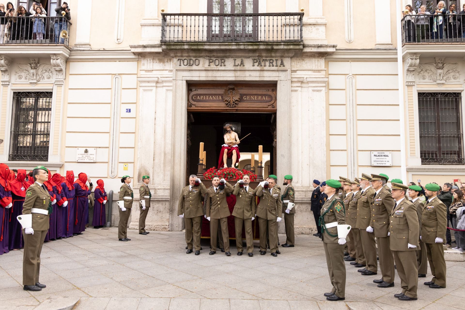 Así ha vivido Valladolid el Sábado de Pasión