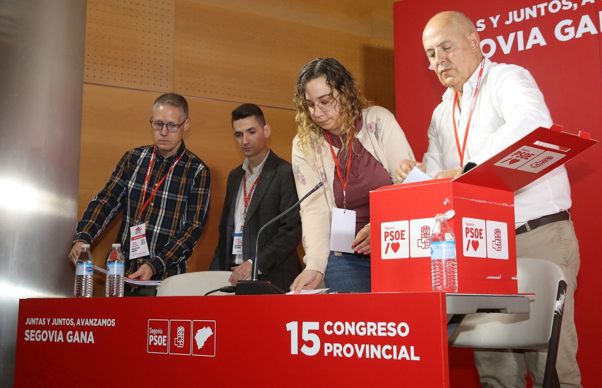 El comienzo del congreso del PSOE, en imágenes