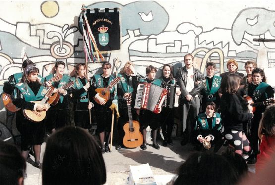 Tuna femenina. 1996.