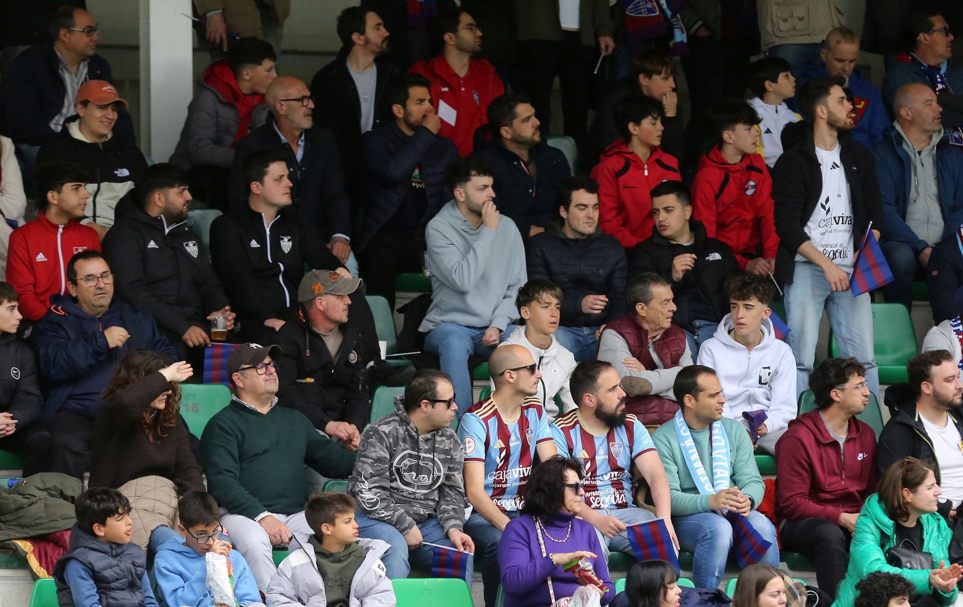 La Albuera bate su récord de la temporada: búscate en las gradas