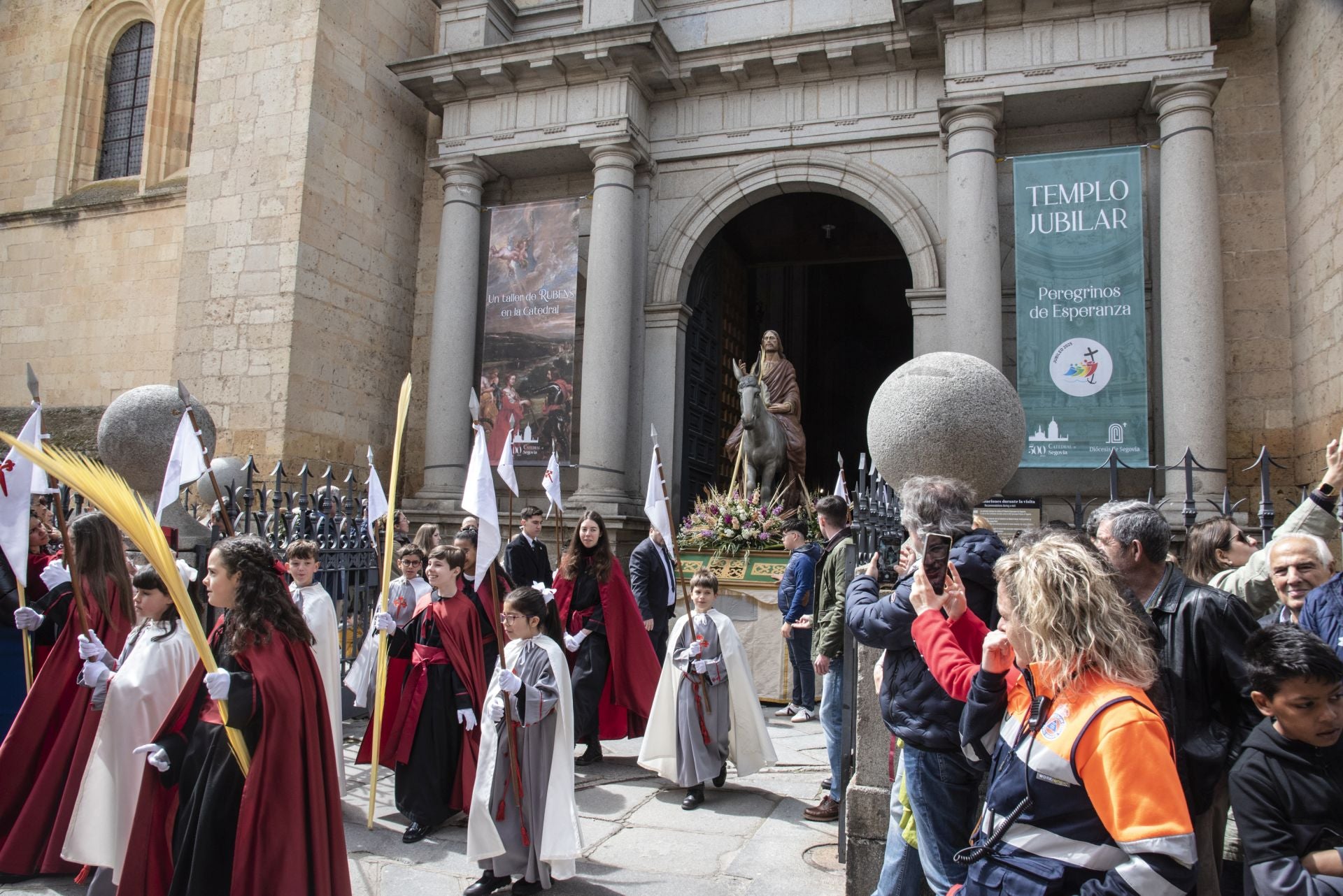 La procesión del Domingo de Ramos, en imágenes