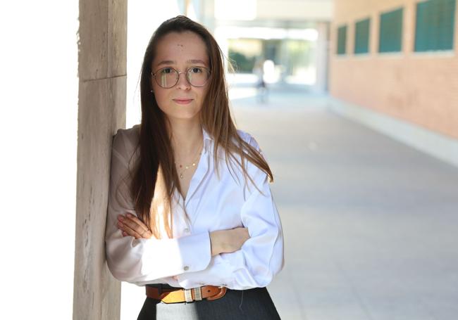 Marta Fernández Poyatos, en la Facultad de Ingeniería Informática de la UVA