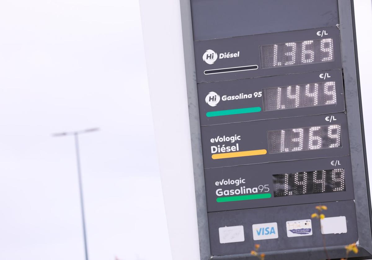 Los precios en una gasolinera de Valladolid este miércoles.