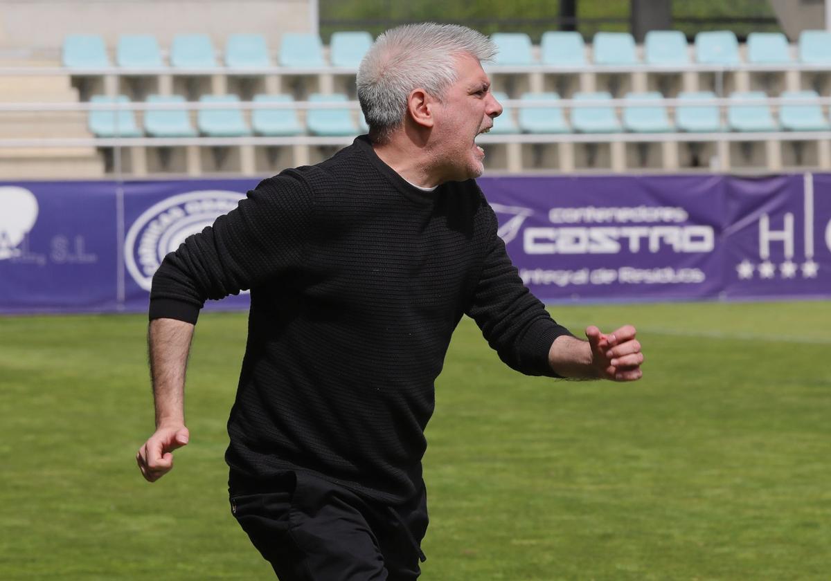 El Palencia CF, a entrenador nuevo, otra derrota