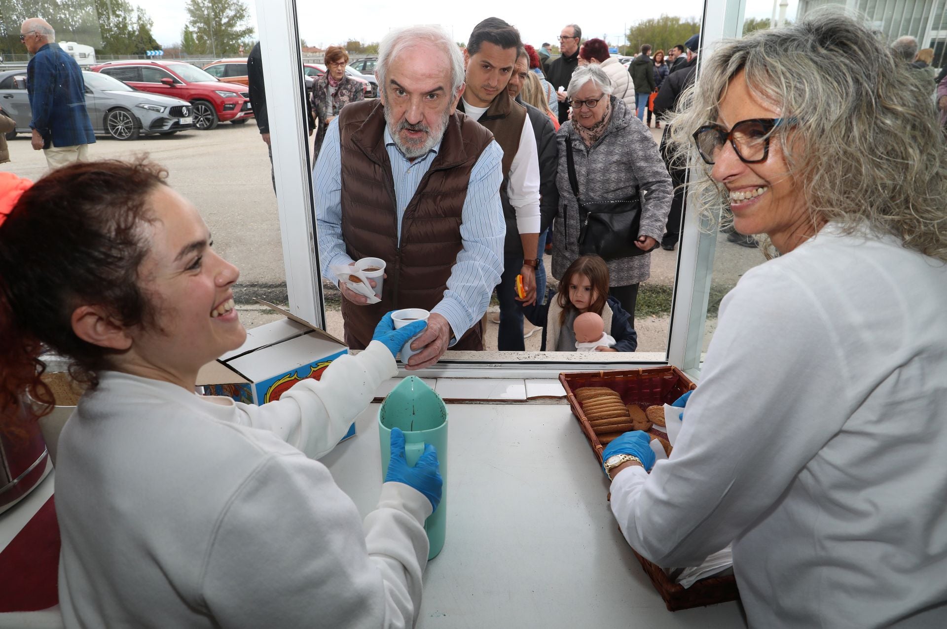 Un brindis con el chocolate gratuito de Trapa