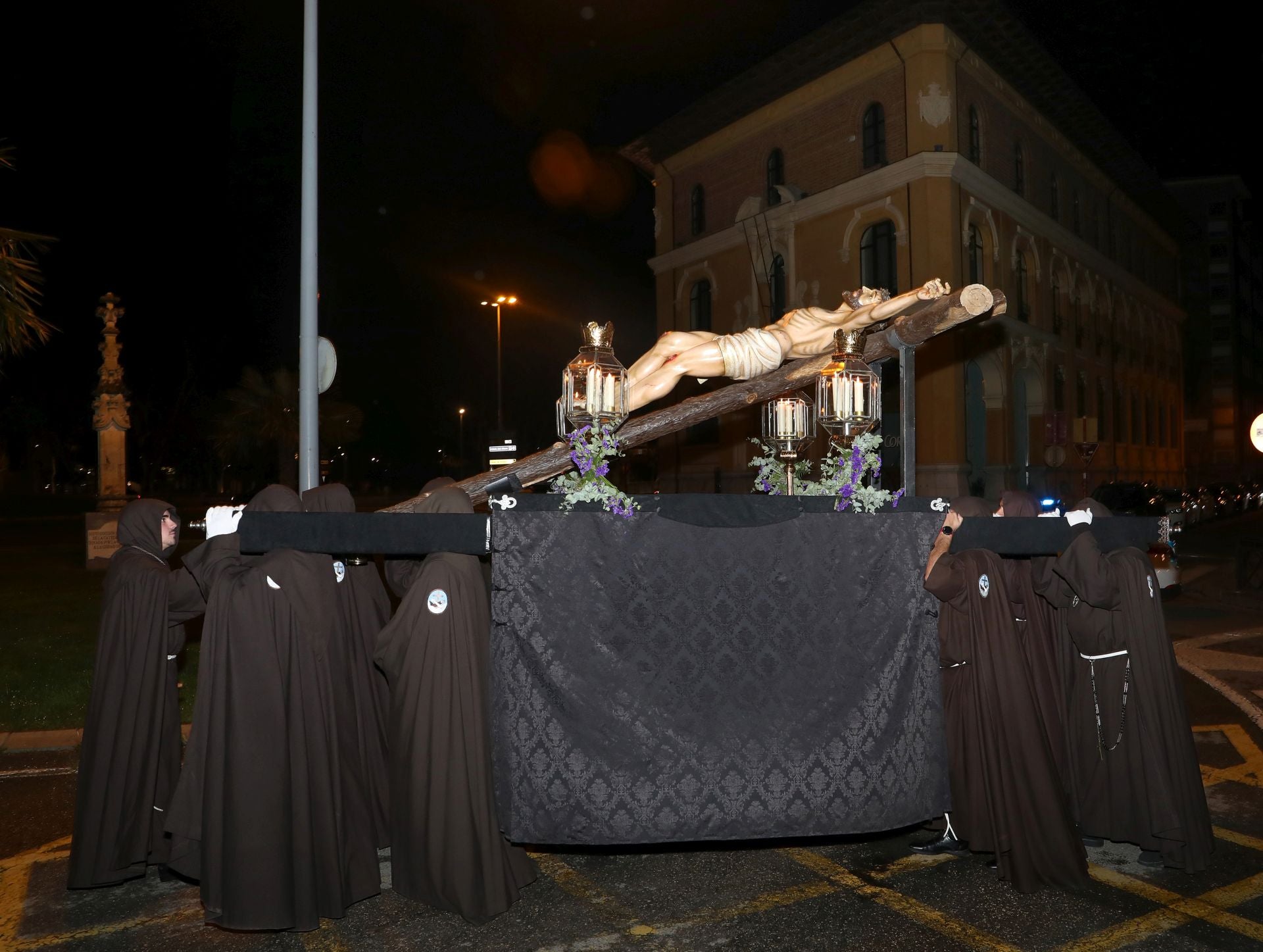 Procesión de Luz y Tinieblas