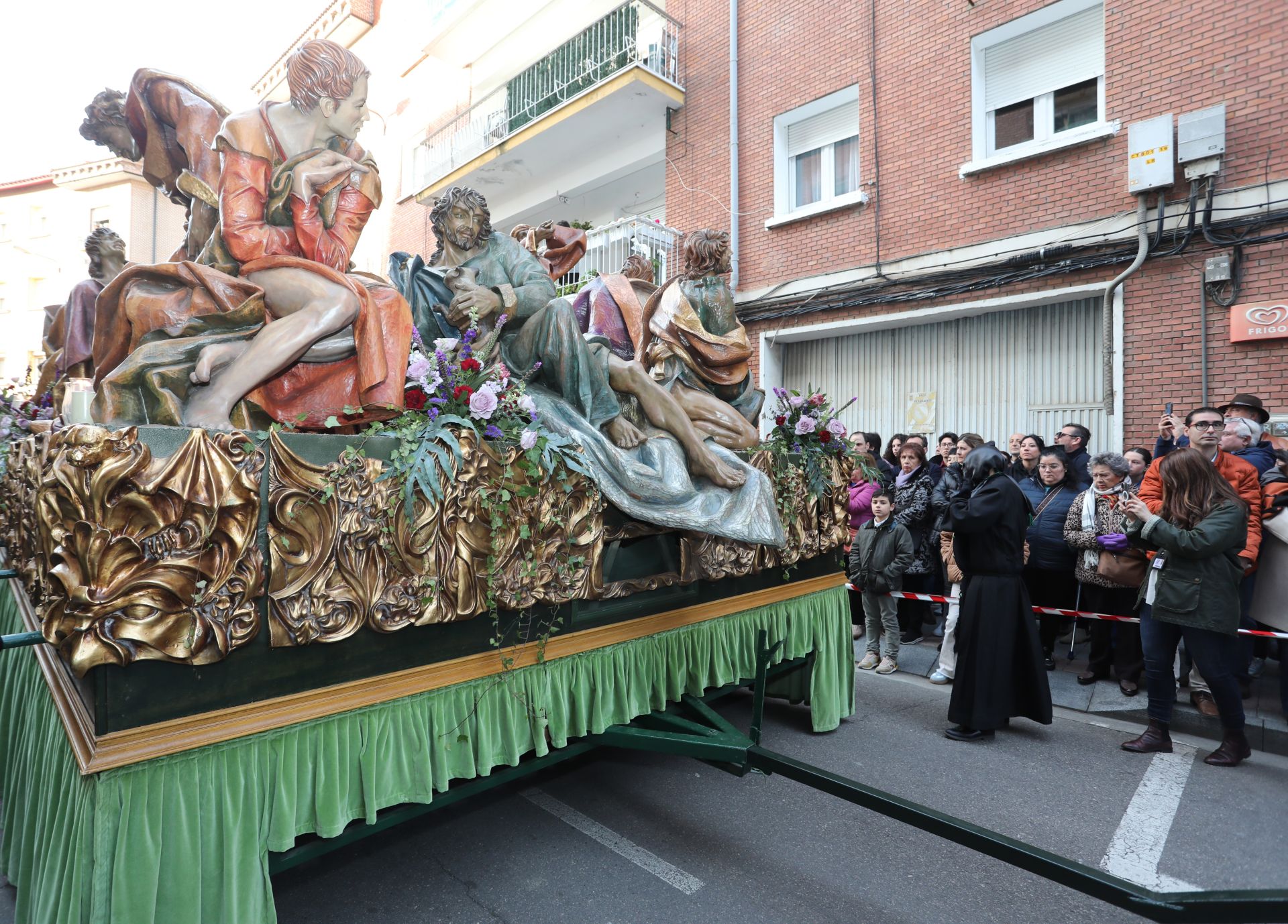Músculo cofrade para la Vera Cruz