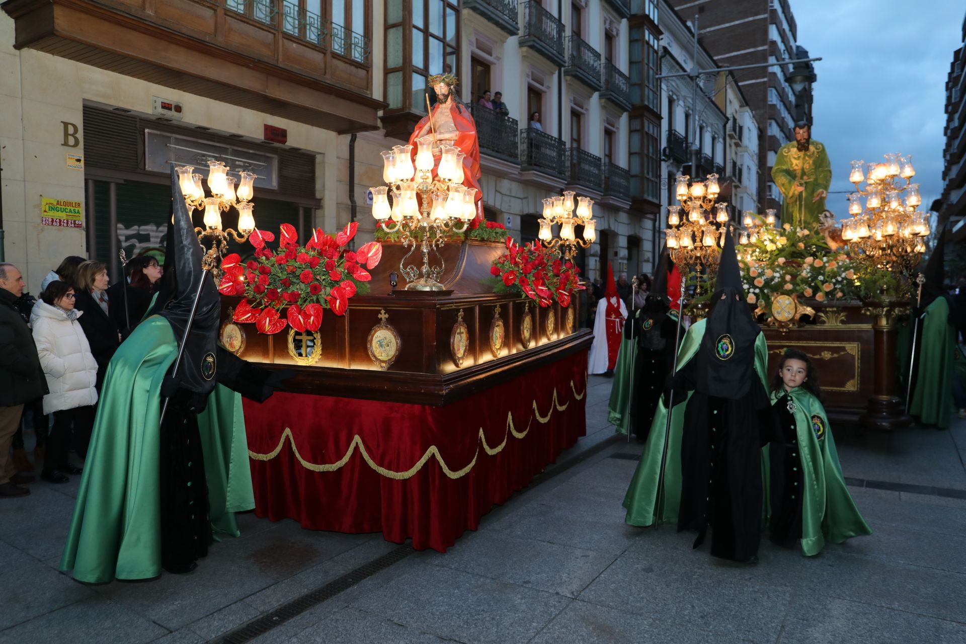 Músculo cofrade para la Vera Cruz