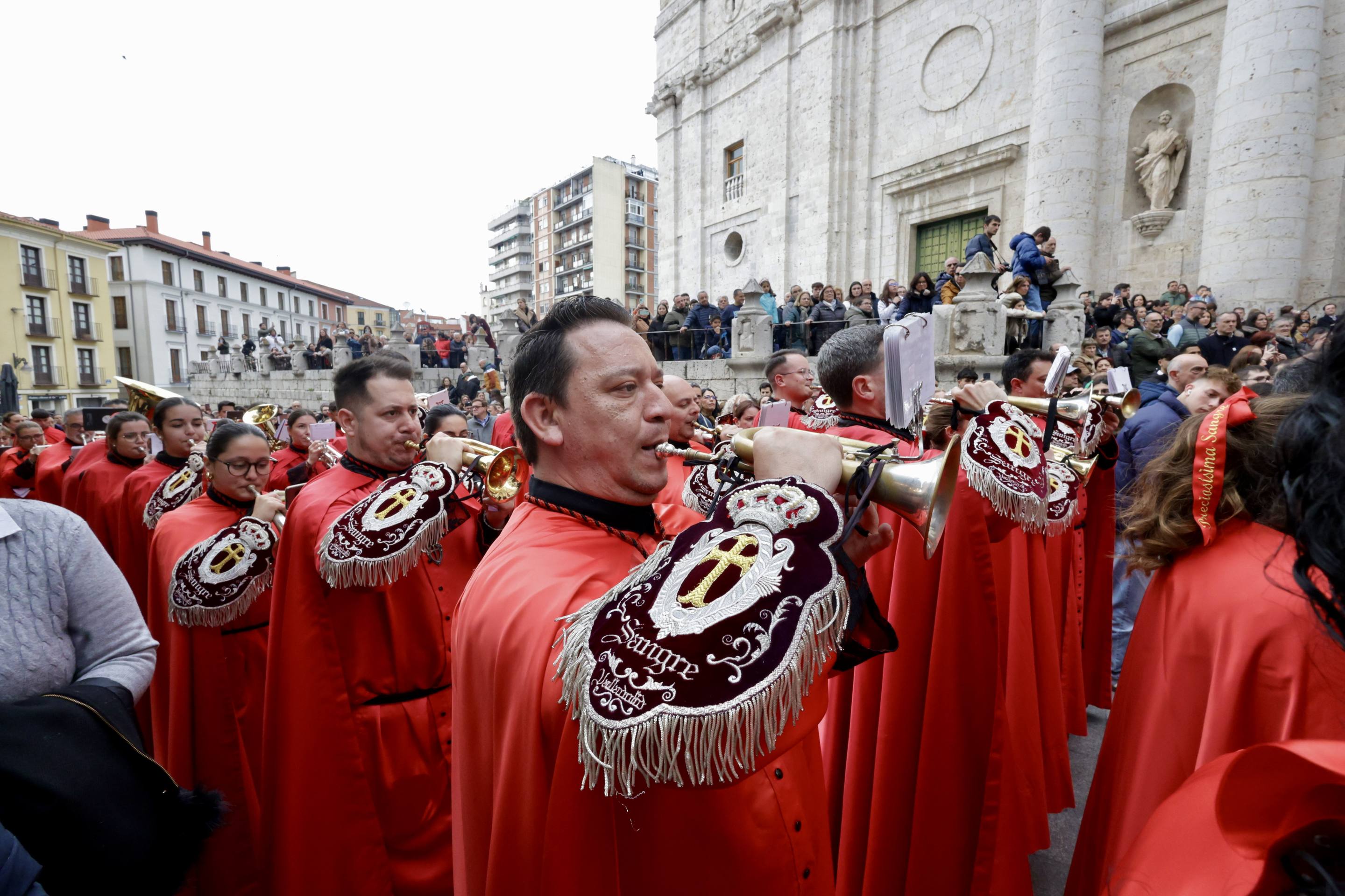 La procesión del Santísimo Cristo de la Preciosísima Sangre, en imágenes