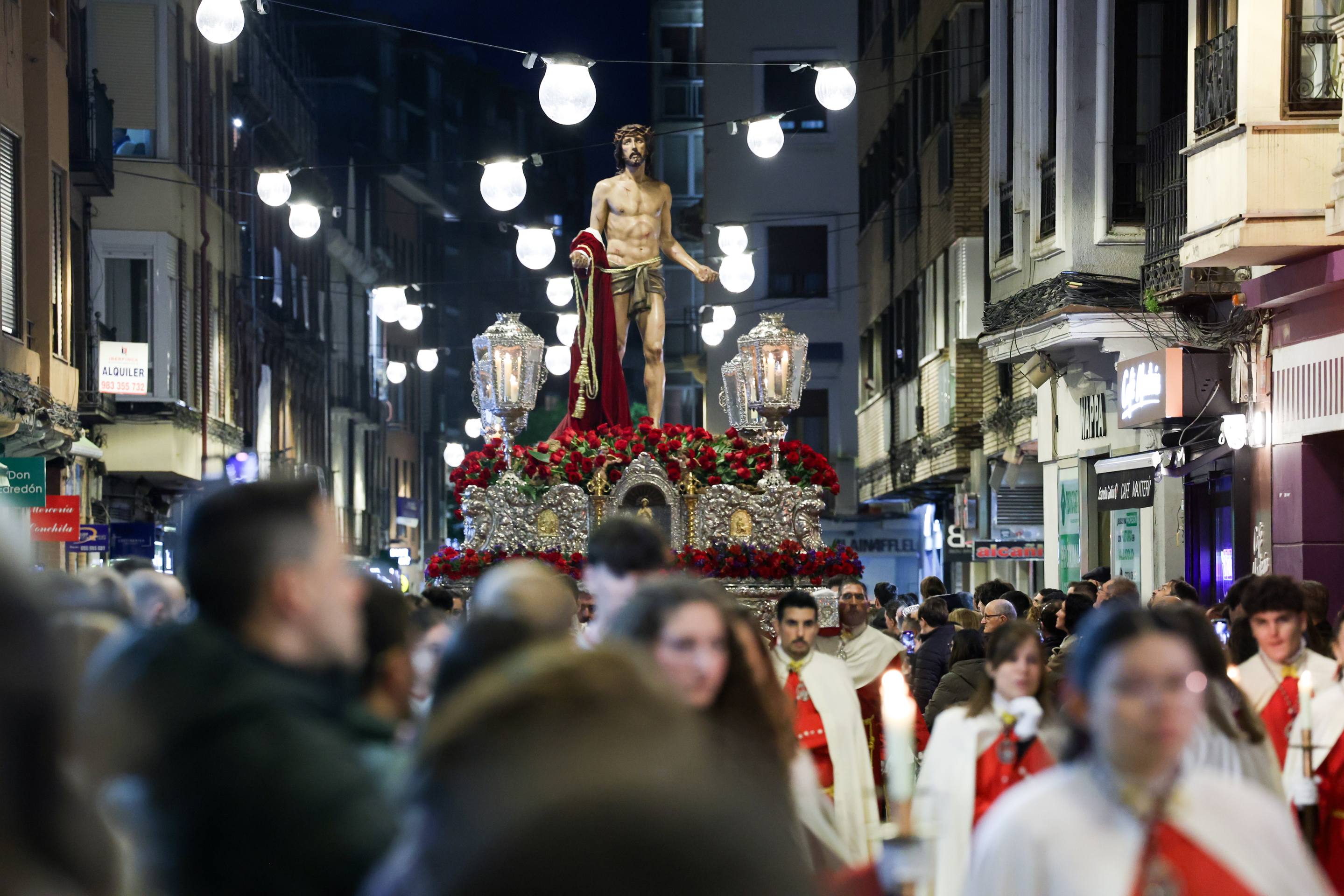 Las imágenes de la procesión del Santísimo Cristo Despojado y Nuestra Señora de la Amargura, en imágenes
