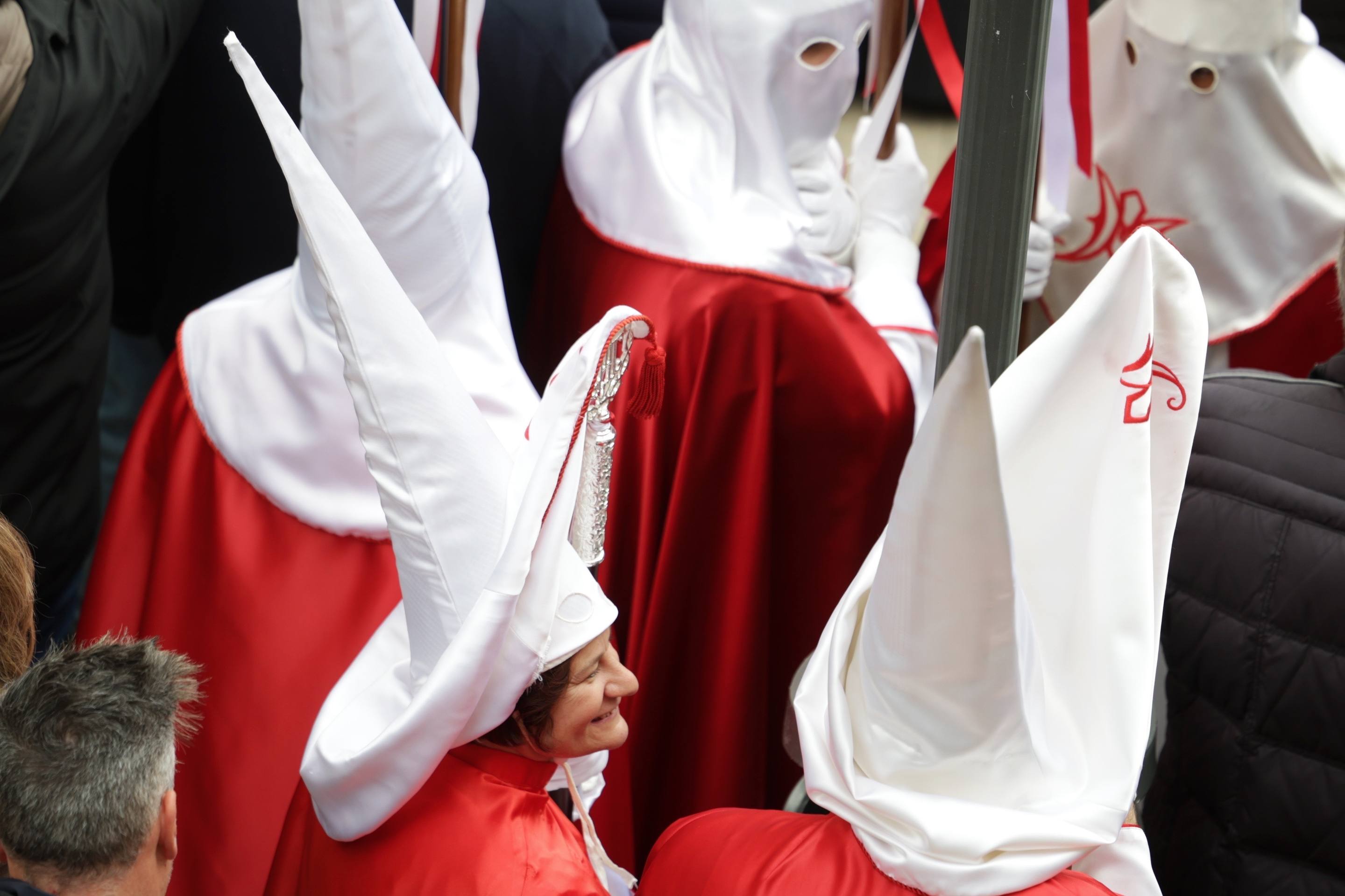 La procesión de Penitencia y Caridad, en imágenes
