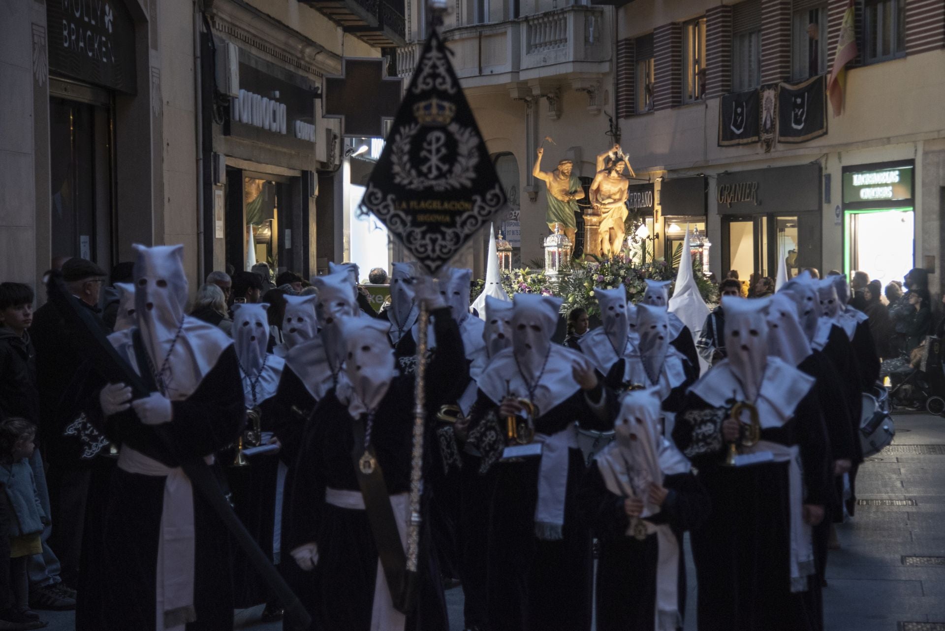 Fotos del Jueves Santo en Segovia (2 de 6)
