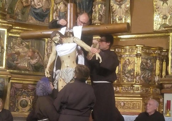 Ceremonia del Descendimiento de Villavicencio de los Caballeros
