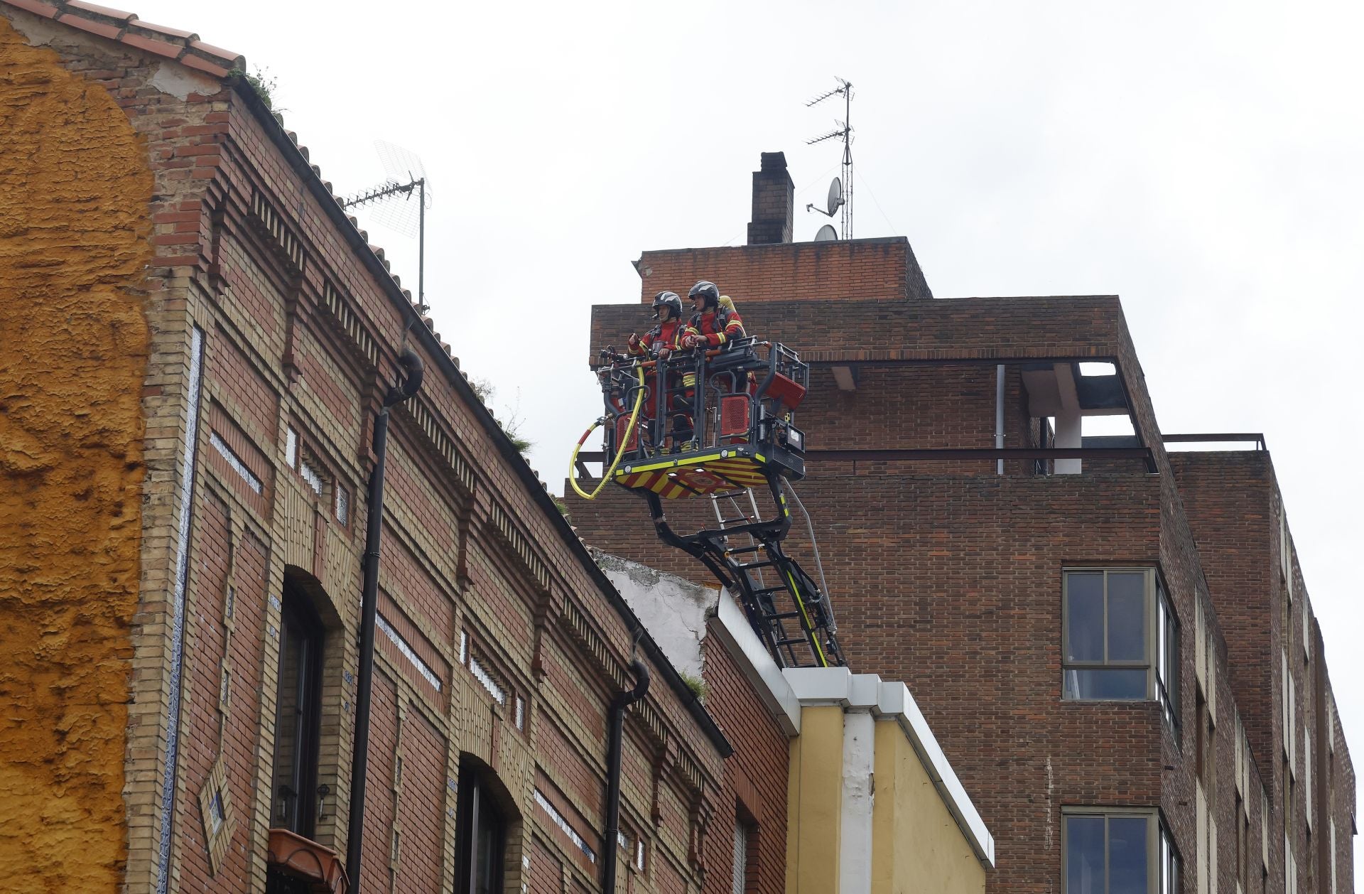 Incendio en el restaurante La Brasería