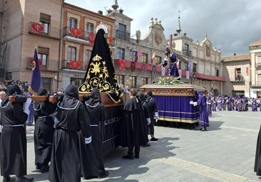 Dos procesiones protagonizan la mañana del Viernes Santo en Medina del Campo