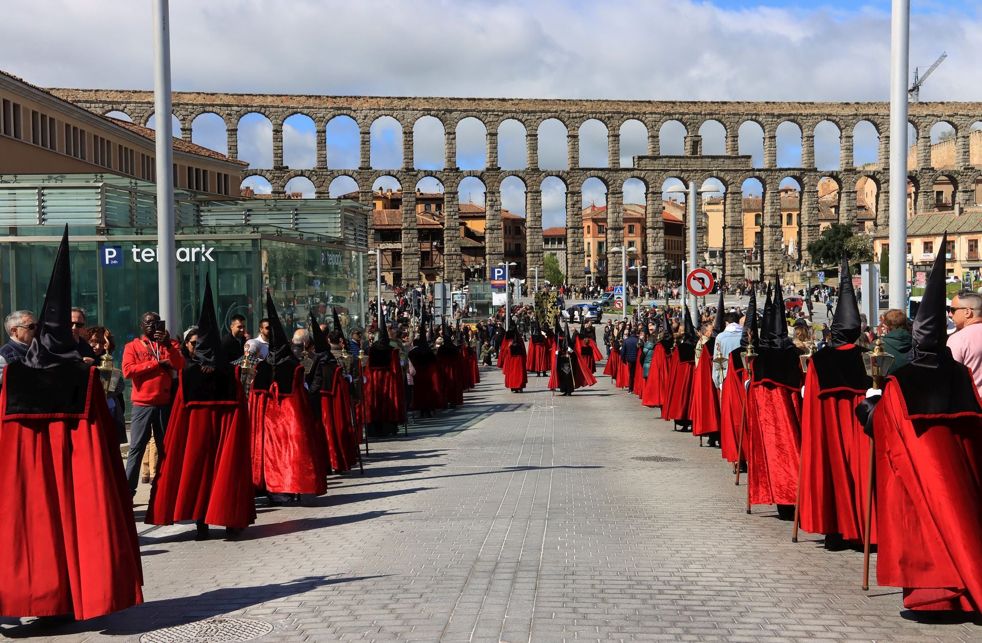 Fotos de la procesión del Santo Cristo de los Gascones