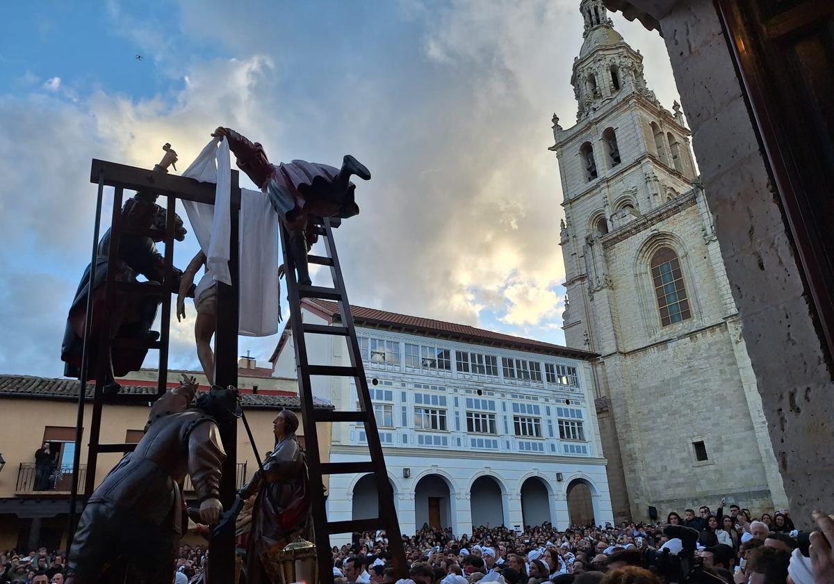 La procesión de La Soledad, en imágenes