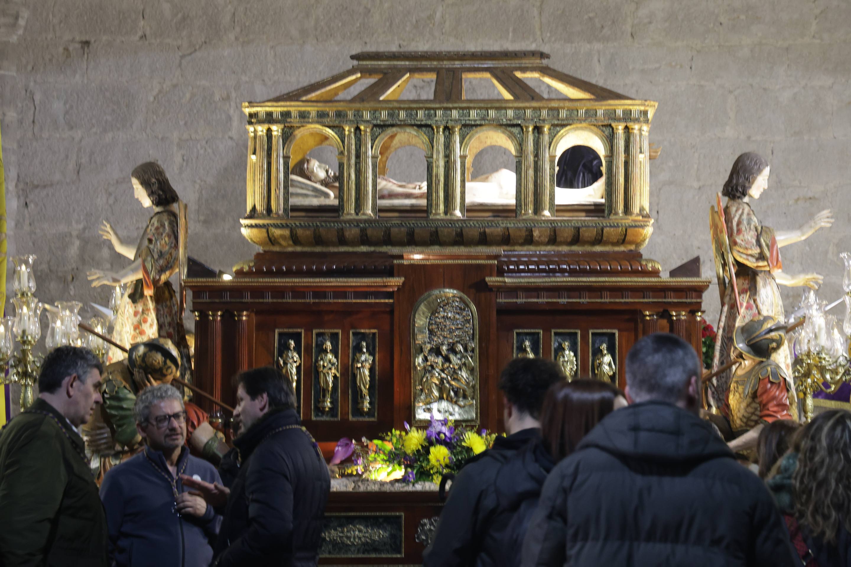 Las imágenes de la suspensión de la Procesión General del Viernes Santo