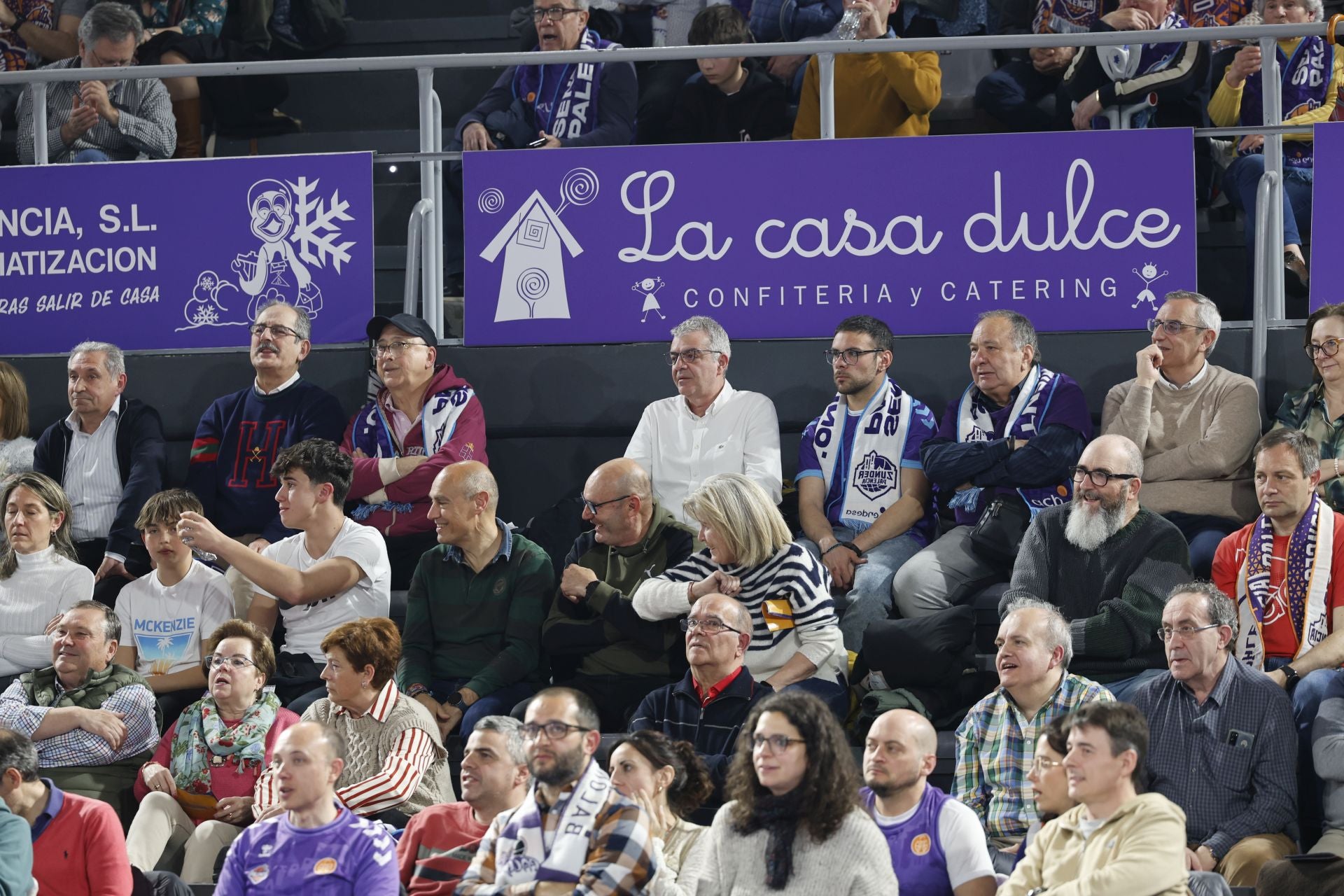Así animó el público palentino al Súper Agropal ante el Tizona Burgos