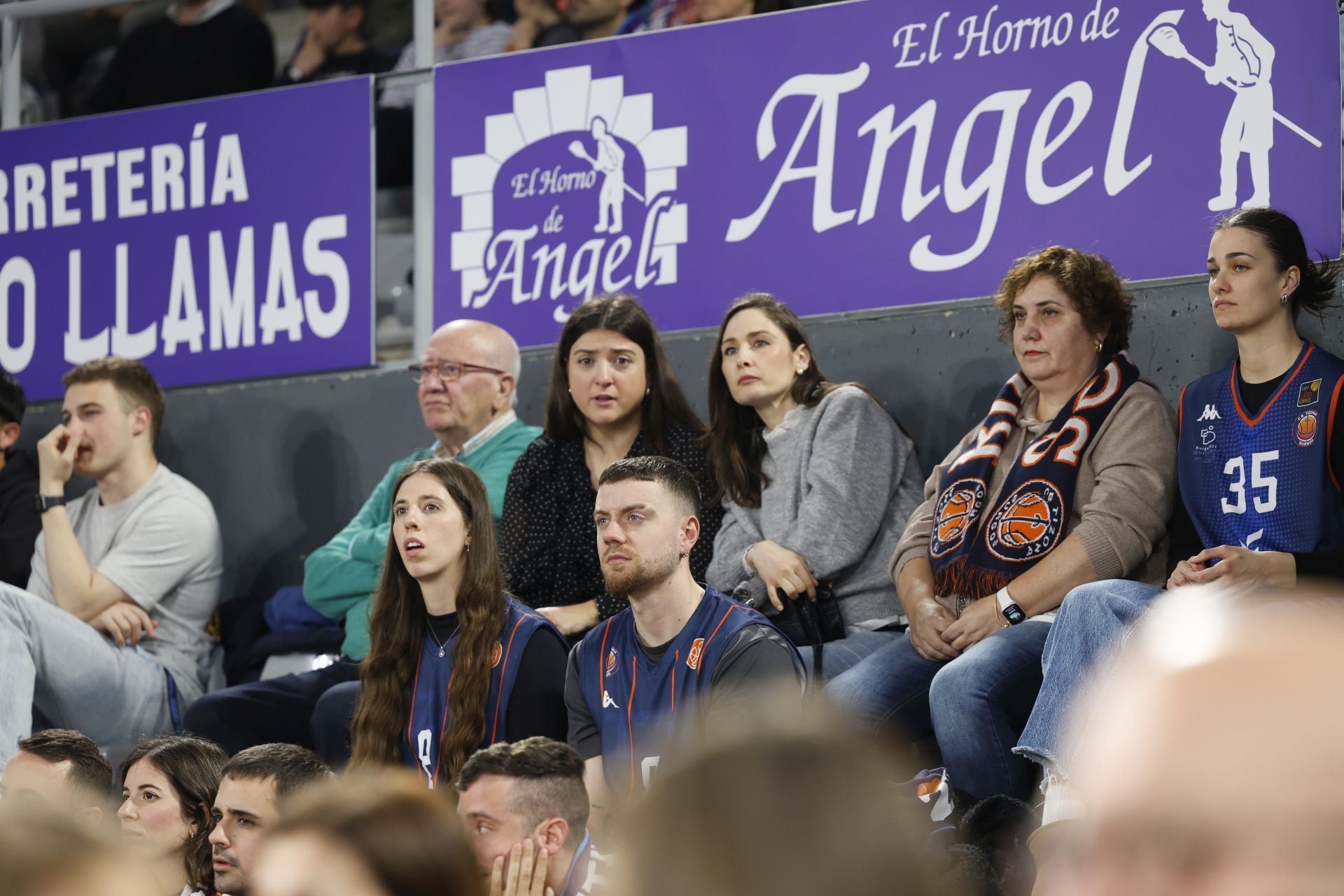 Así animó el público palentino al Súper Agropal ante el Tizona Burgos