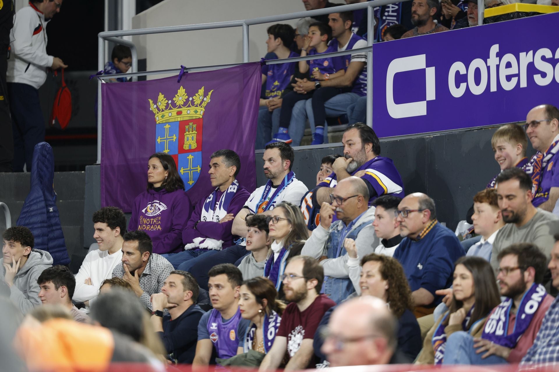 Así animó el público palentino al Súper Agropal ante el Tizona Burgos