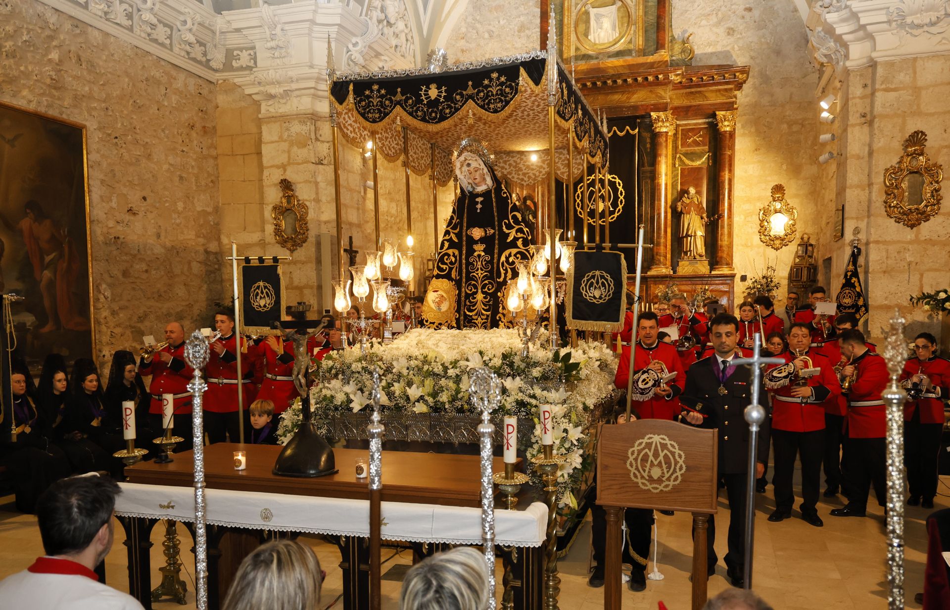 Palencia manifiesta su devoción por la Soledad