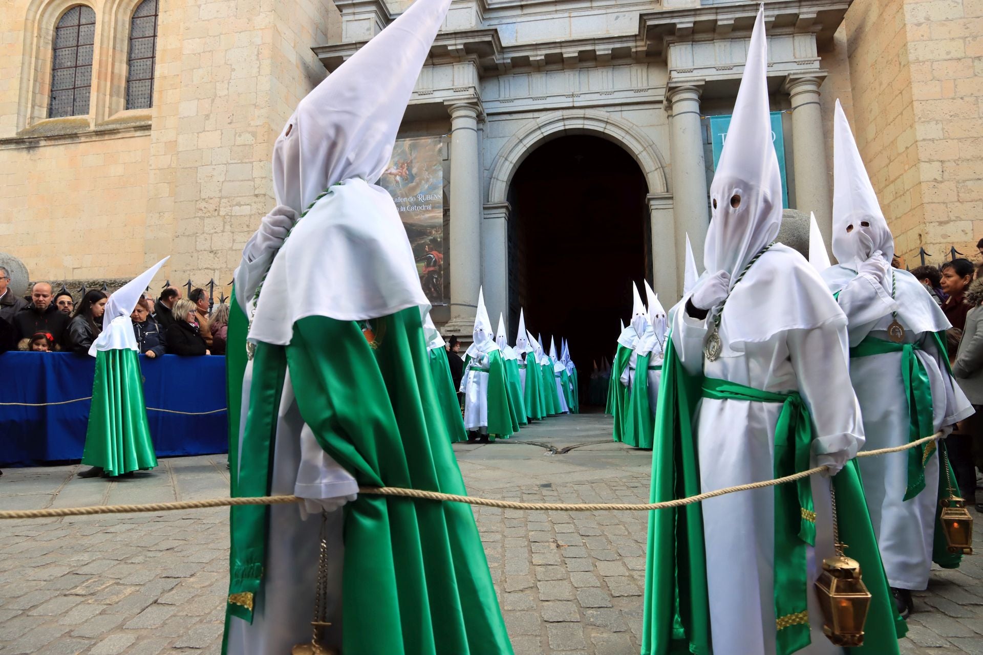 Fotos del Viernes Santo en Segovia (1 de 2)