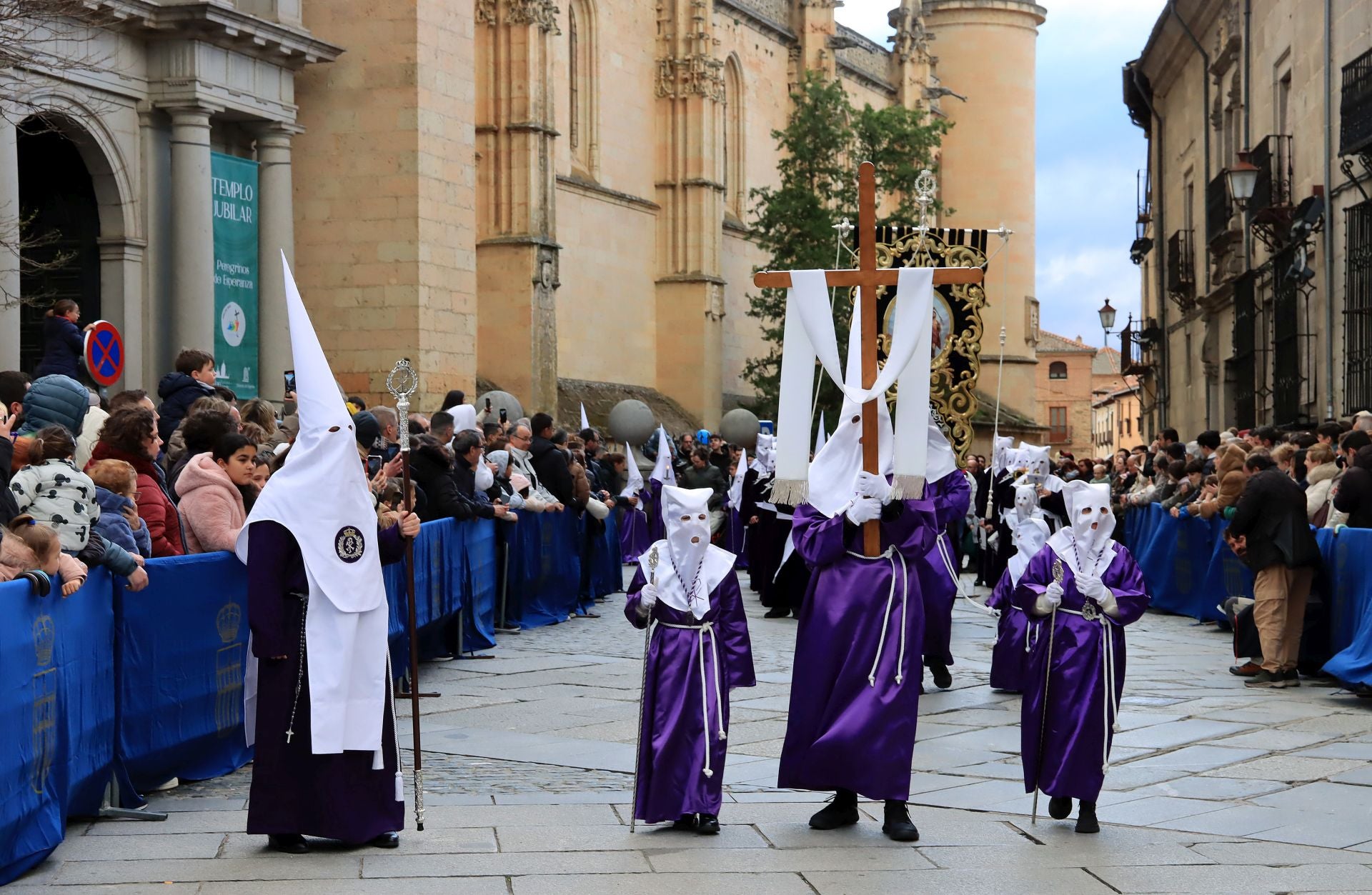 Fotos del Viernes Santo en Segovia (1 de 2)