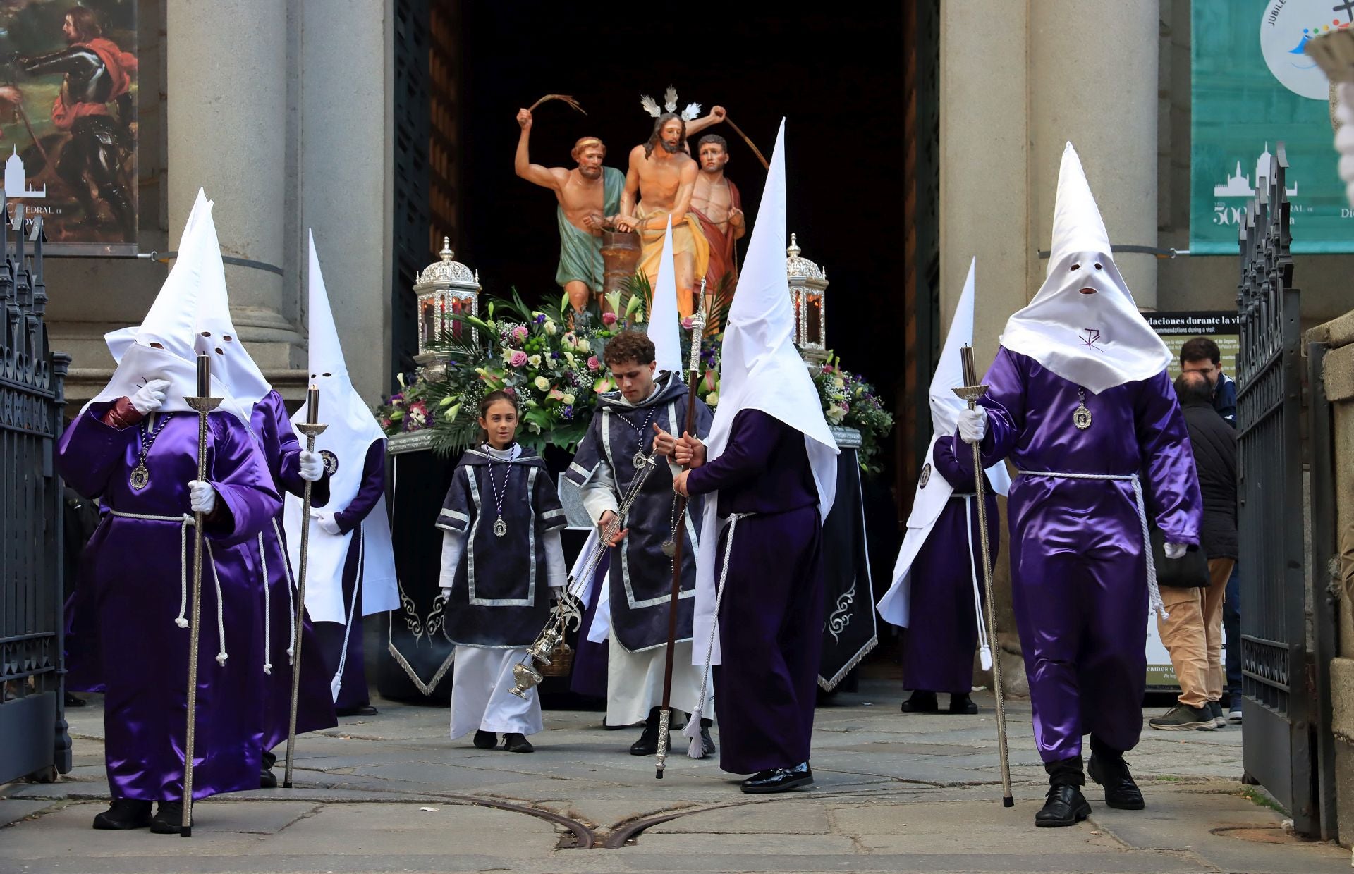 Fotos del Viernes Santo en Segovia (1 de 2)