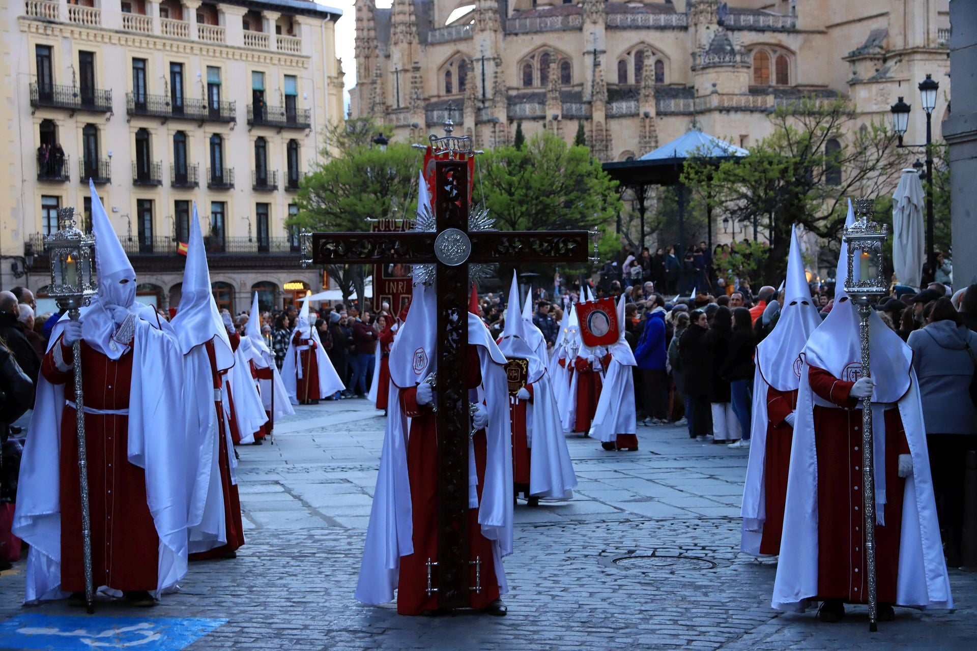 Fotos del Viernes Santo en Segovia (2 de 2)