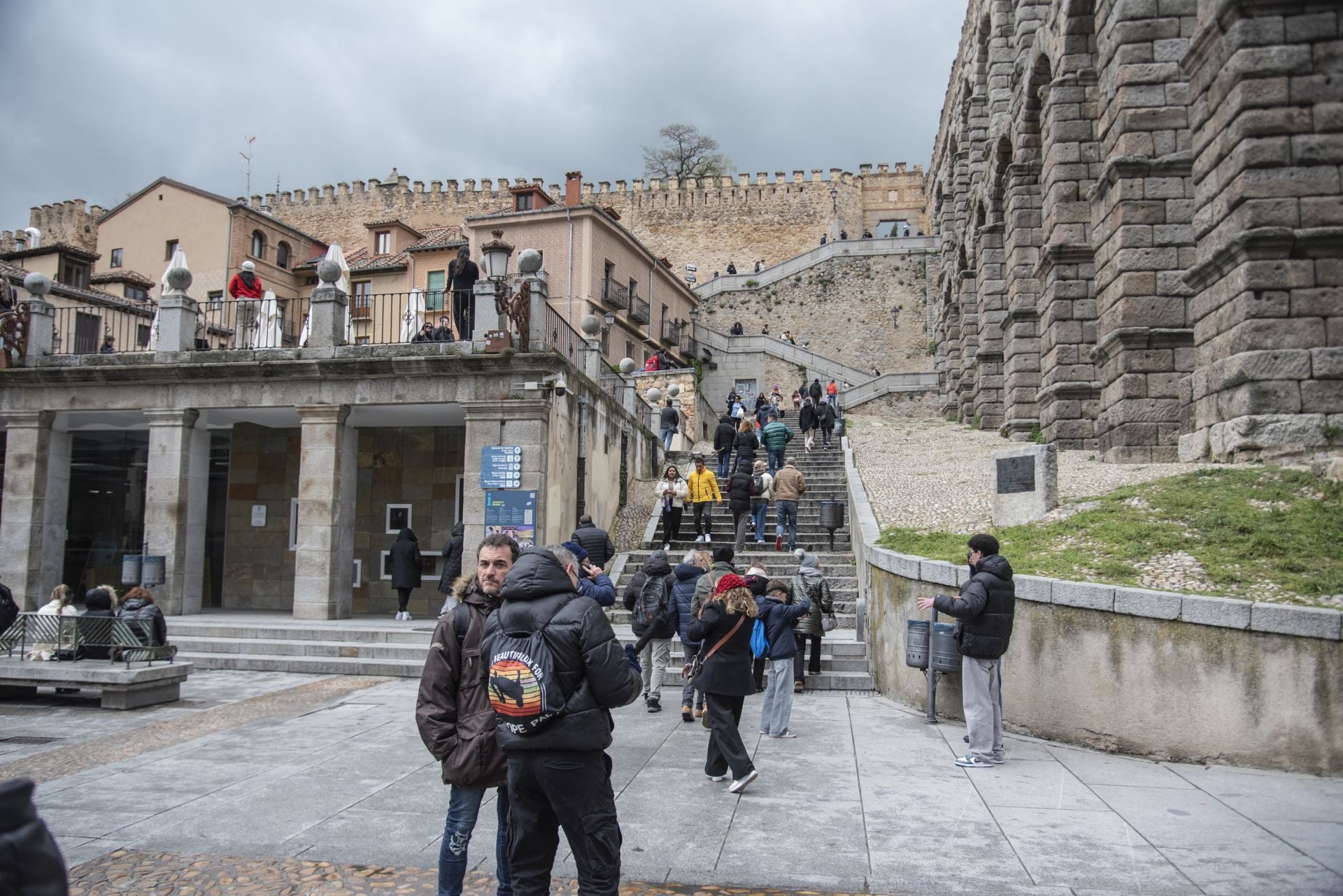 Sábado Santo, de turismo por Segovia