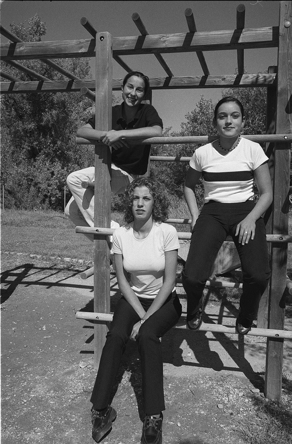 Soraya, Lorena y Vanesa, reinas las fiestas de 1999.