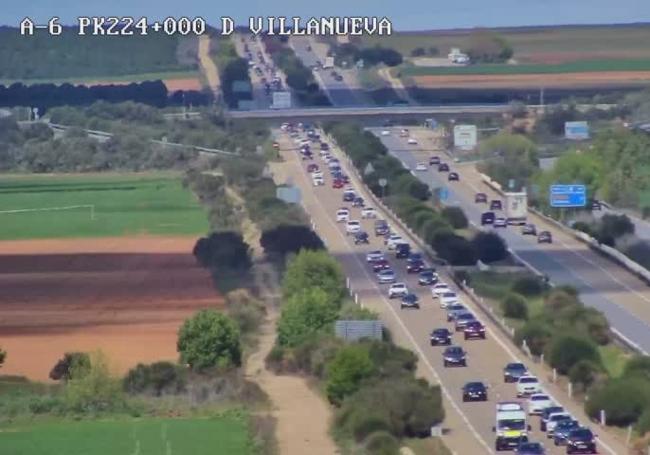 Aspecto de la A-6, en el punto kilométrico 188, dirección a Villavieja del Cerro.