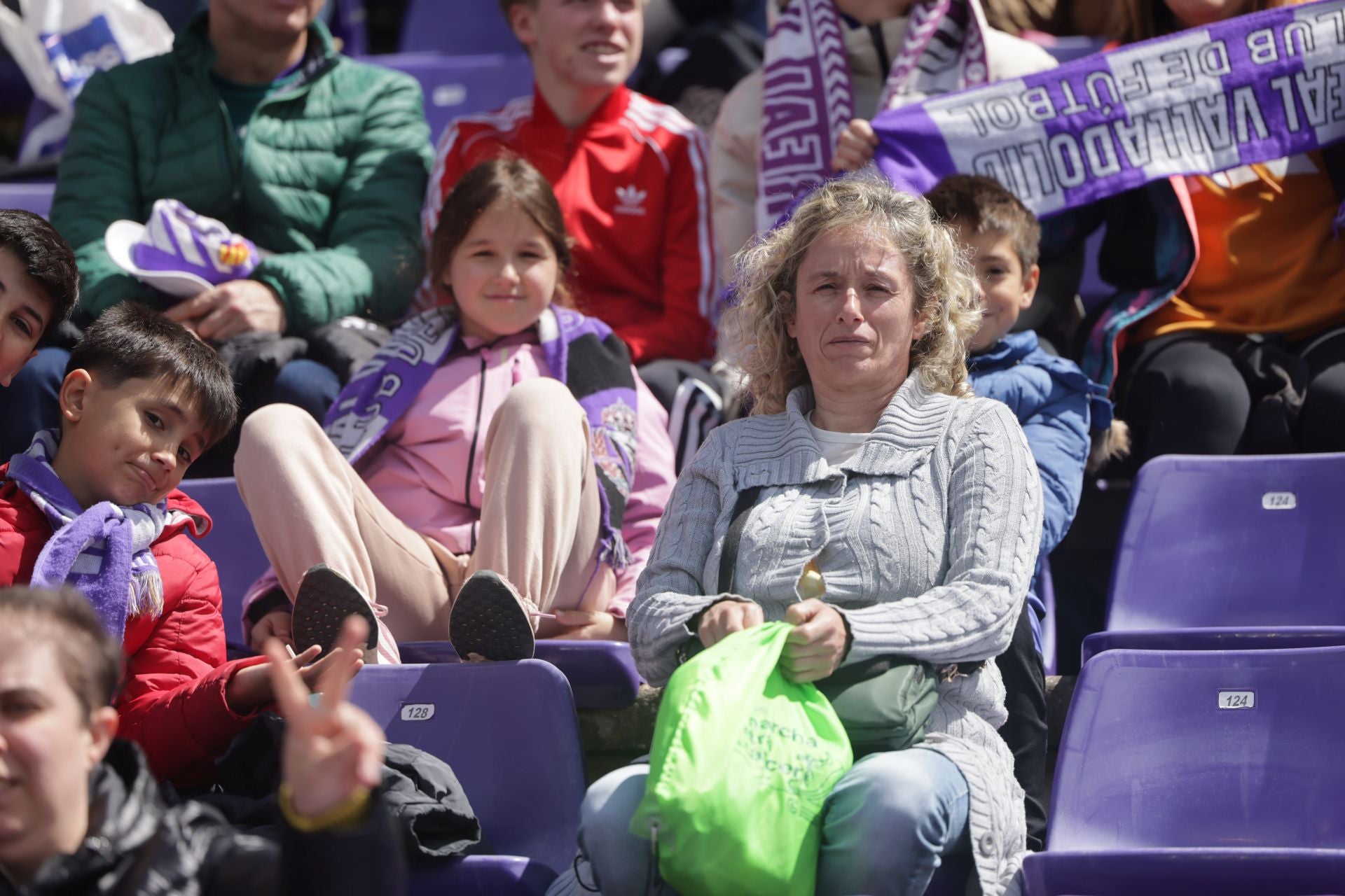 Búscate en la grada del Real Valladolid - Osasuna (4/4)