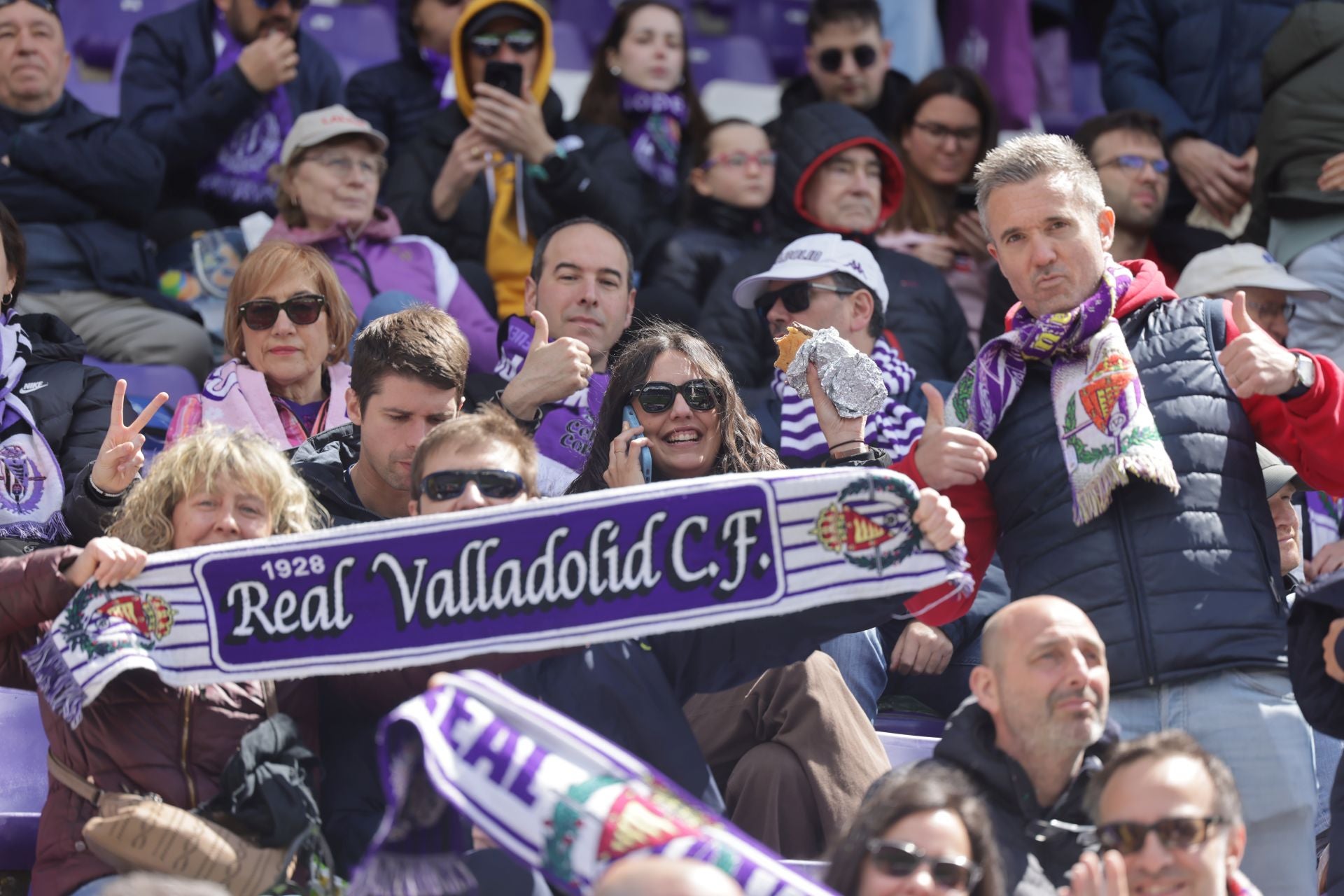 Búscate en la grada del Real Valladolid - Osasuna (4/4)