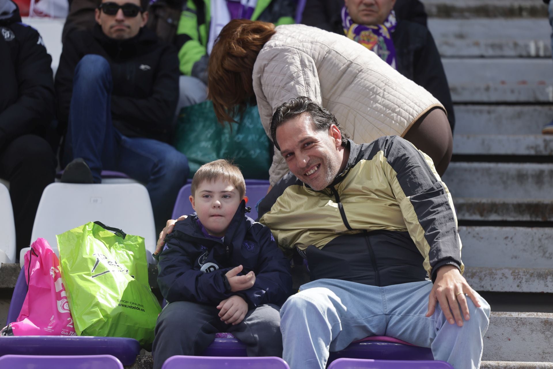 Búscate en la grada del Real Valladolid - Osasuna (3/4)