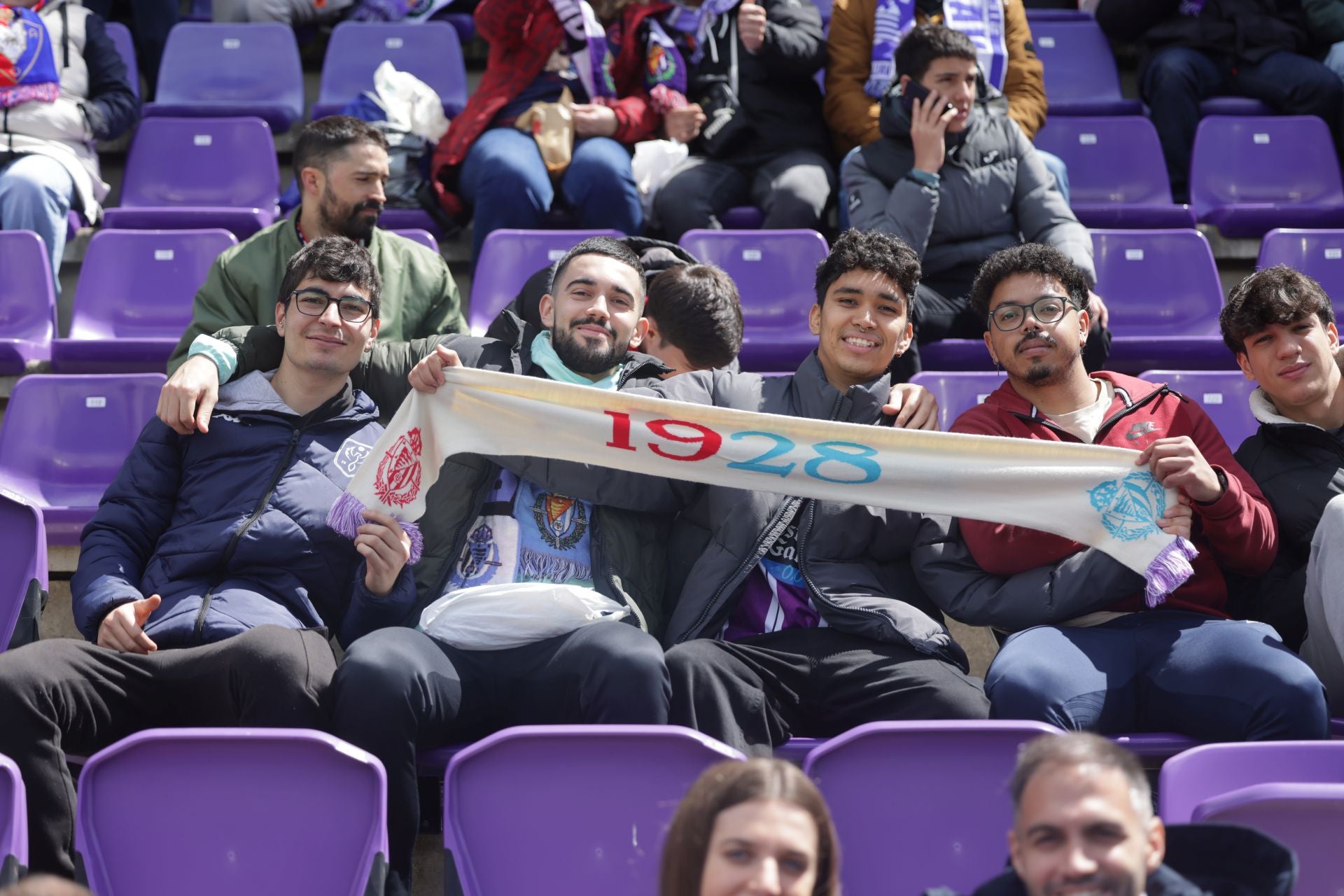 Búscate en la grada del Real Valladolid - Osasuna (3/4)